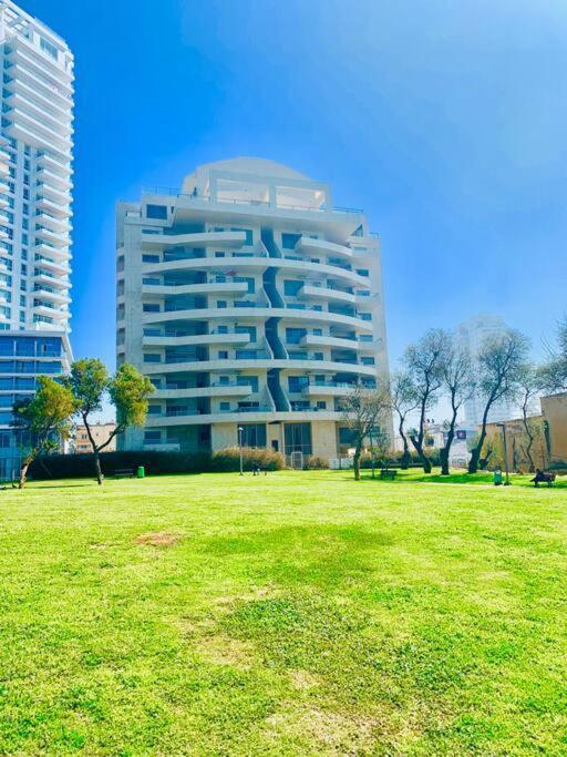 Royal King David Apartment Netanja Exteriér fotografie