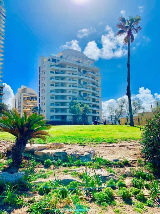 Royal King David Apartment Netanja Exteriér fotografie