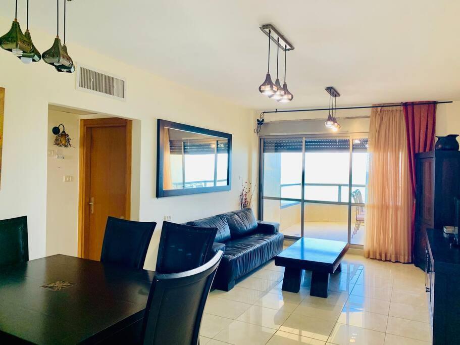 Royal King David Apartment Netanja Exteriér fotografie